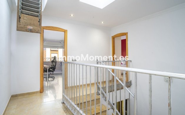 Wiederverkauf - Villa - Fuengirola - Fuengirola Centro