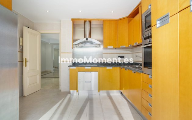 Wiederverkauf - Wohnung - Marbella - Marbella Centro