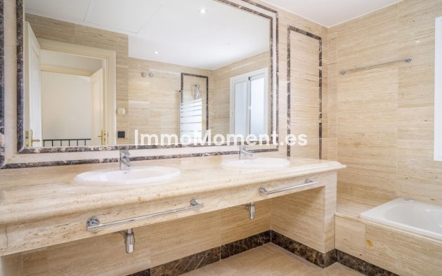 Wiederverkauf - Wohnung - Marbella - Marbella Centro