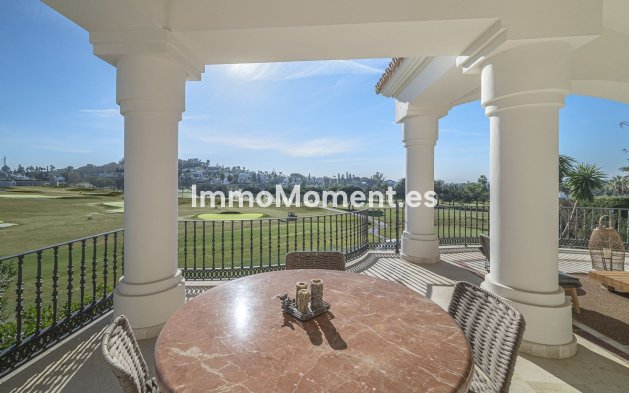 Revente - Villa - Marbella - Nueva Andalucía