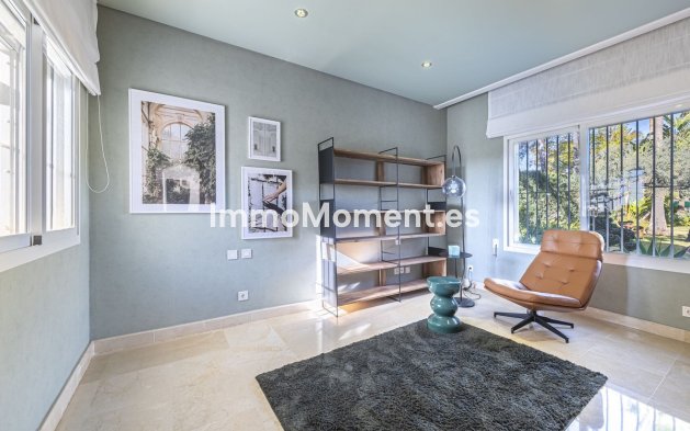 Revente - Villa - Marbella - Nueva Andalucía