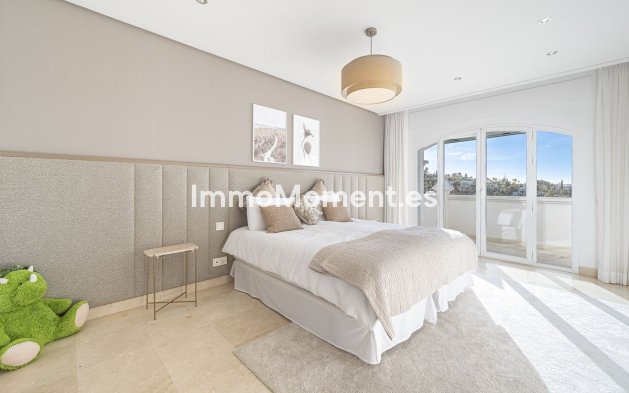 Revente - Villa - Marbella - Nueva Andalucía