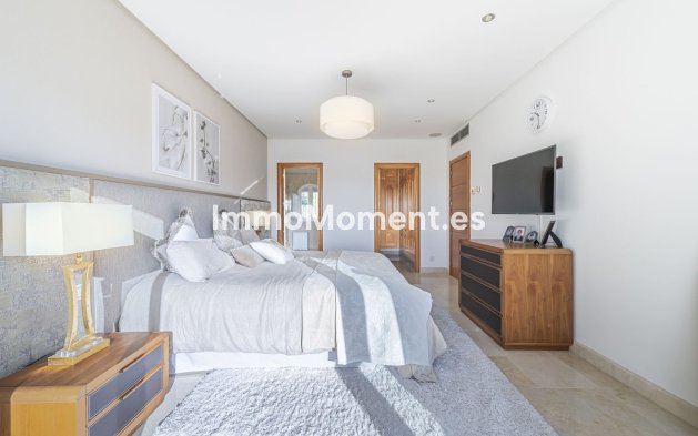 Revente - Villa - Marbella - Nueva Andalucía