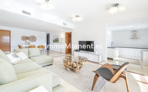 Revente - Villa - Marbella - Nueva Andalucía