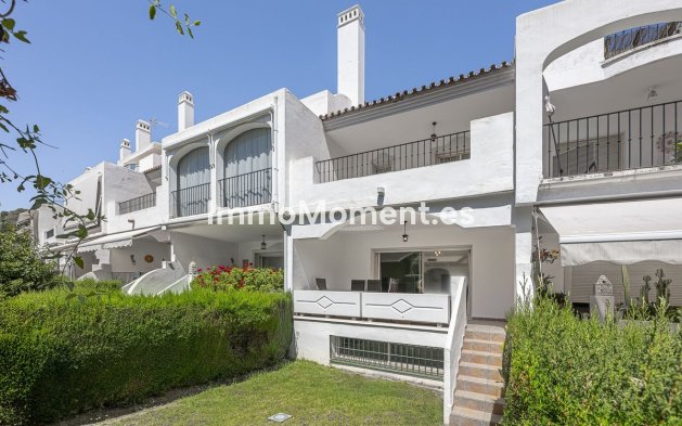 Resale - Townhouse - Marbella - Nueva Andalucía