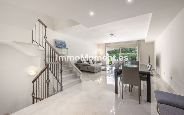 Resale - Townhouse - Marbella - Nueva Andalucía