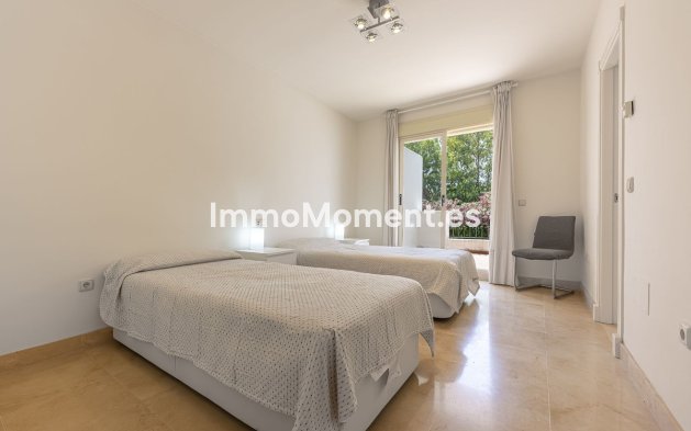 Resale - Townhouse - Marbella - Nueva Andalucía