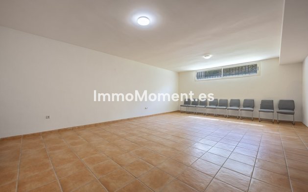 Resale - Townhouse - Marbella - Nueva Andalucía