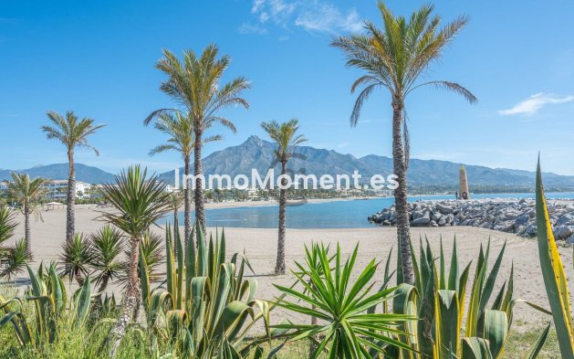 Resale - Townhouse - Marbella - Nueva Andalucía