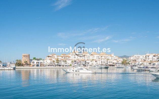 Resale - Townhouse - Marbella - Nueva Andalucía