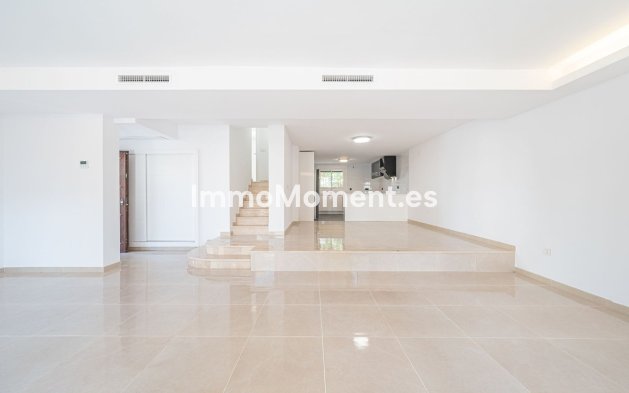 Revente - Maison mitoyenne - Marbella - Nueva Andalucía