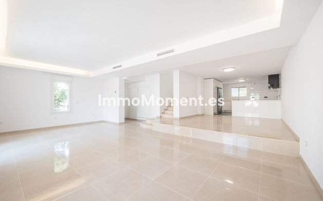 Revente - Maison mitoyenne - Marbella - Nueva Andalucía