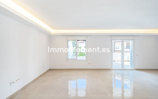 Revente - Maison mitoyenne - Marbella - Nueva Andalucía