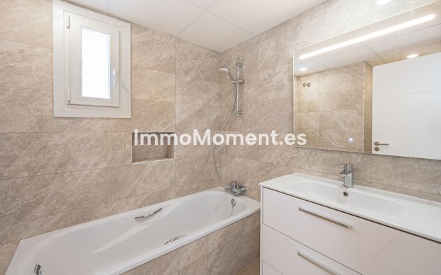 Revente - Maison mitoyenne - Marbella - Nueva Andalucía