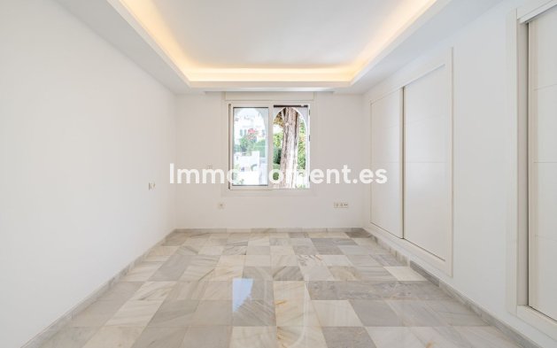Revente - Maison mitoyenne - Marbella - Nueva Andalucía