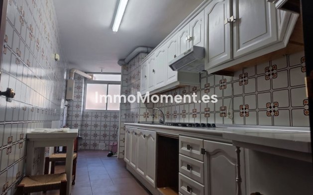 Wiederverkauf - Wohnung - Marbella - San Pedro de Alcántara