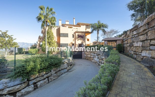 Wiederverkauf - Wohnung - Marbella - La Mairena