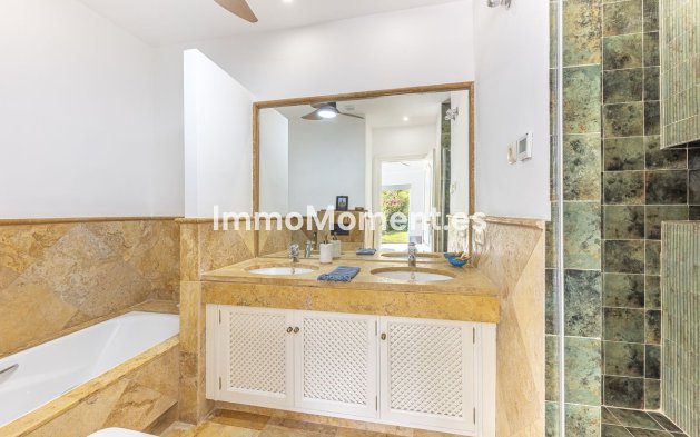 Revente - Maison mitoyenne - Intérieur                       - Istán