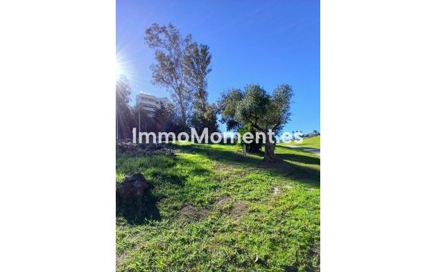 Resale - Land - Marbella - Guadalmina Alta