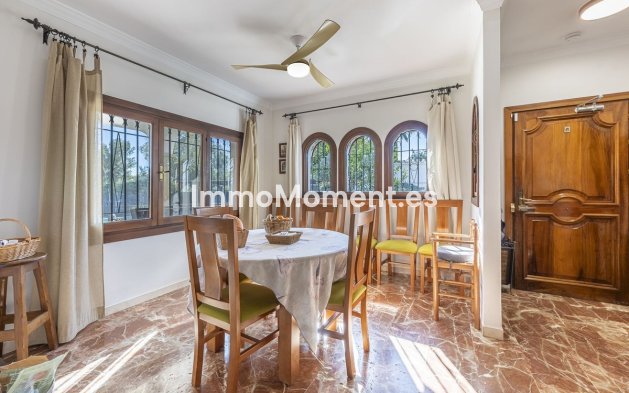 Reventa - Villa - Marbella - Guadalmina Alta