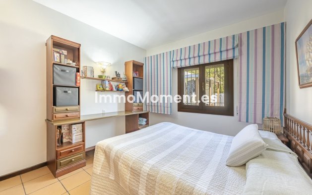 Reventa - Villa - Marbella - Guadalmina Alta
