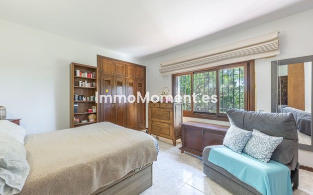 Reventa - Villa - Marbella - Guadalmina Alta