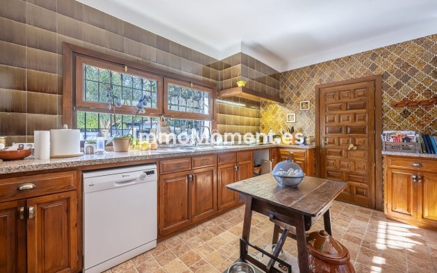 Reventa - Villa - Marbella - Guadalmina Alta