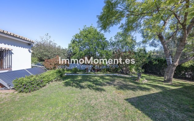 Reventa - Villa - Marbella - Guadalmina Alta