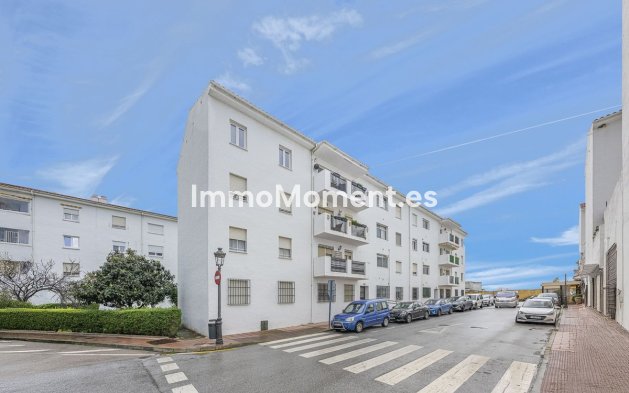 Wiederverkauf - Wohnung - Estepona  - Estepona Centro