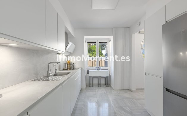 Revente - Maison mitoyenne - Marbella - Marbella Centro