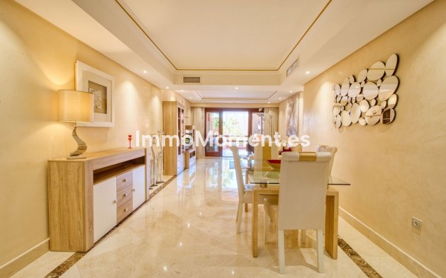 Wiederverkauf - Wohnung - Estepona  - Estepona Centro