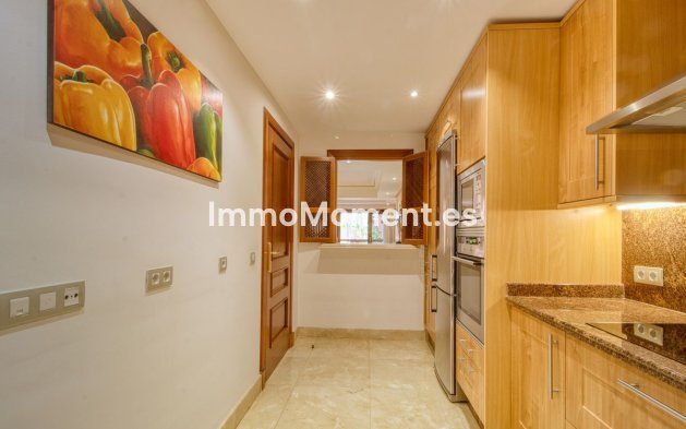 Wiederverkauf - Wohnung - Estepona  - Estepona Centro