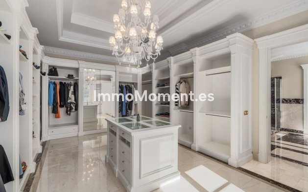 Resale - Villa - Marbella - Sierra Blanca