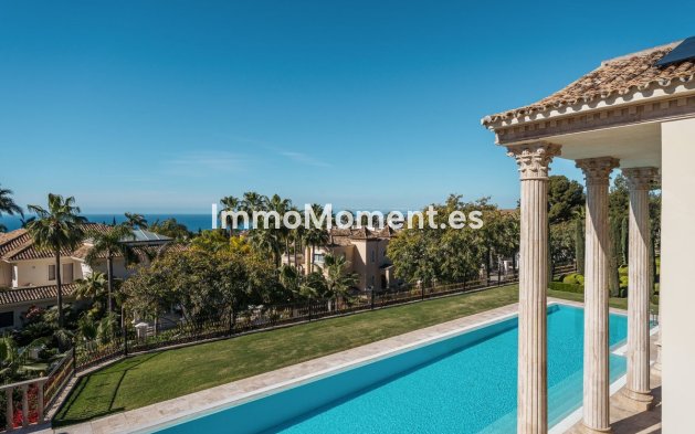 Resale - Villa - Marbella - Sierra Blanca