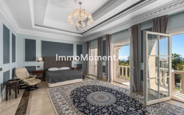 Resale - Villa - Marbella - Sierra Blanca