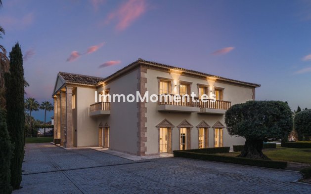 Resale - Villa - Marbella - Sierra Blanca