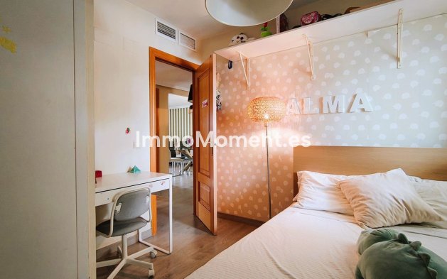 Wiederverkauf - Wohnung - Estepona  - Selwo