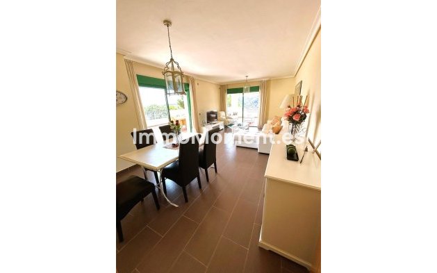 Wiederverkauf - Wohnung - Estepona  - Selwo