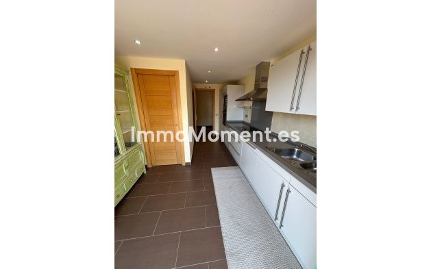 Wiederverkauf - Wohnung - Estepona  - Selwo