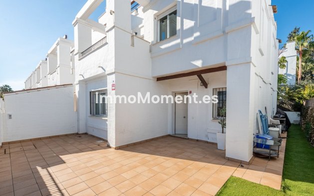 Revente - Villa - Marbella - Nueva Andalucía