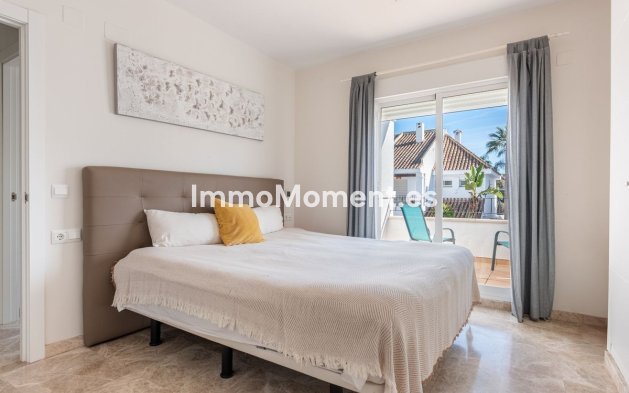 Revente - Villa - Marbella - Nueva Andalucía