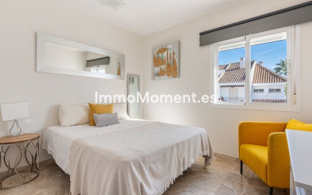 Revente - Villa - Marbella - Nueva Andalucía