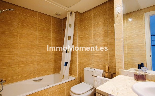 Wiederverkauf - Wohnung - Marbella - Nueva Andalucía