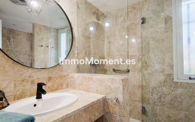 Wiederverkauf - Wohnung - Marbella - Nueva Andalucía