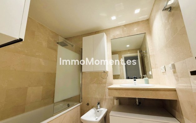 Wiederverkauf - Wohnung - Marbella - Río Real