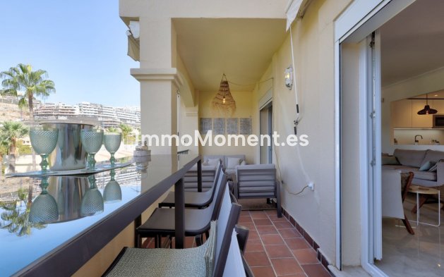 Resale - Apartment - Benahavís - La Quinta