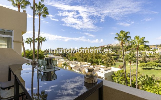 Resale - Apartment - Benahavís - La Quinta