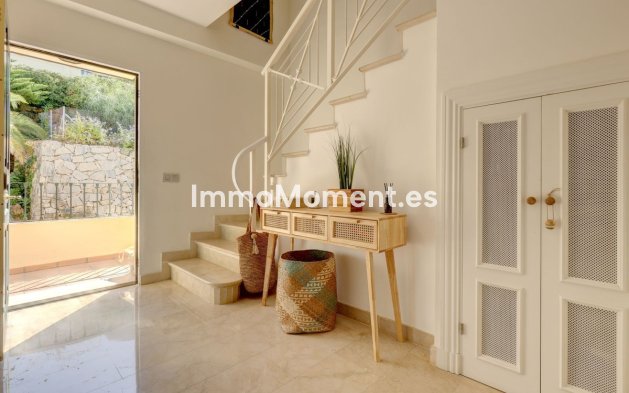 Resale - Apartment - Benahavís - La Quinta