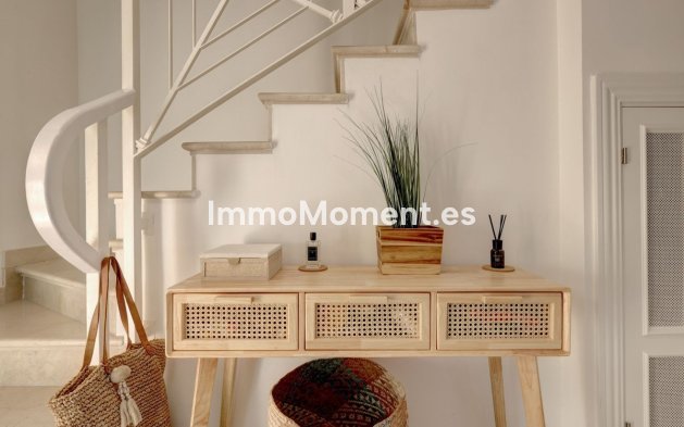 Resale - Apartment - Benahavís - La Quinta