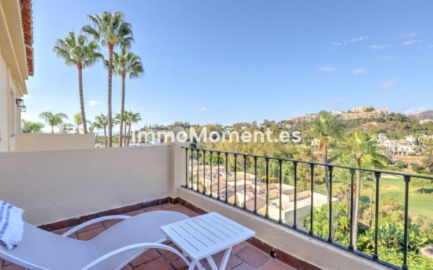 Resale - Apartment - Benahavís - La Quinta